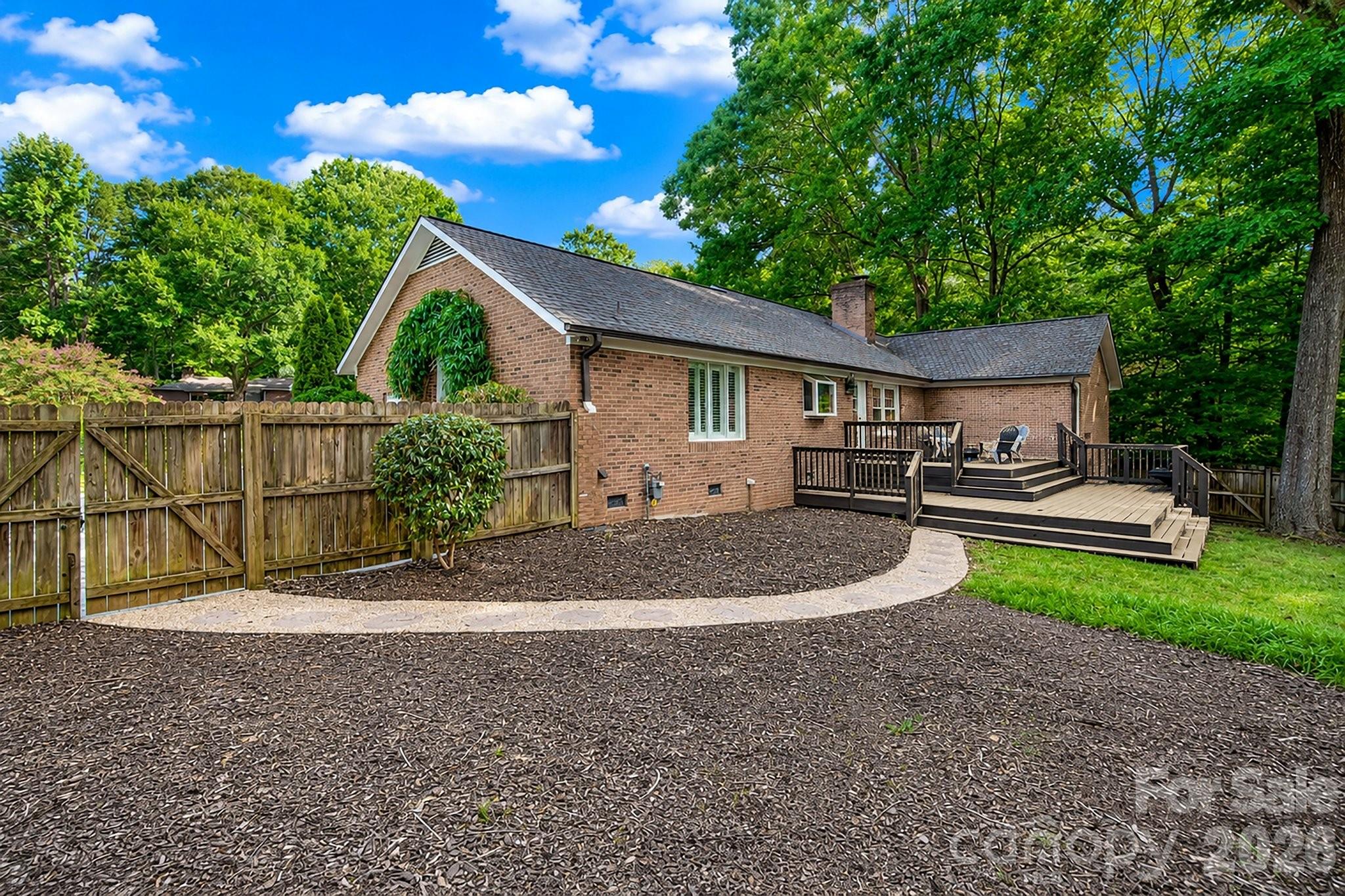 5305 Newgate Court — Charlotte