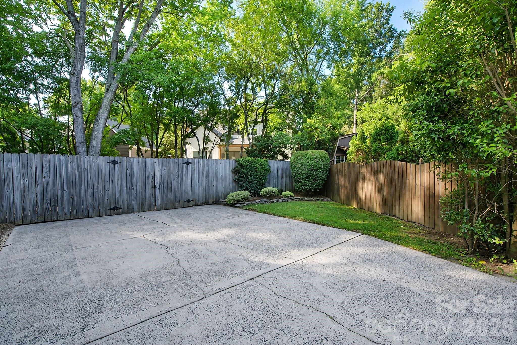 5305 Newgate Court — Charlotte