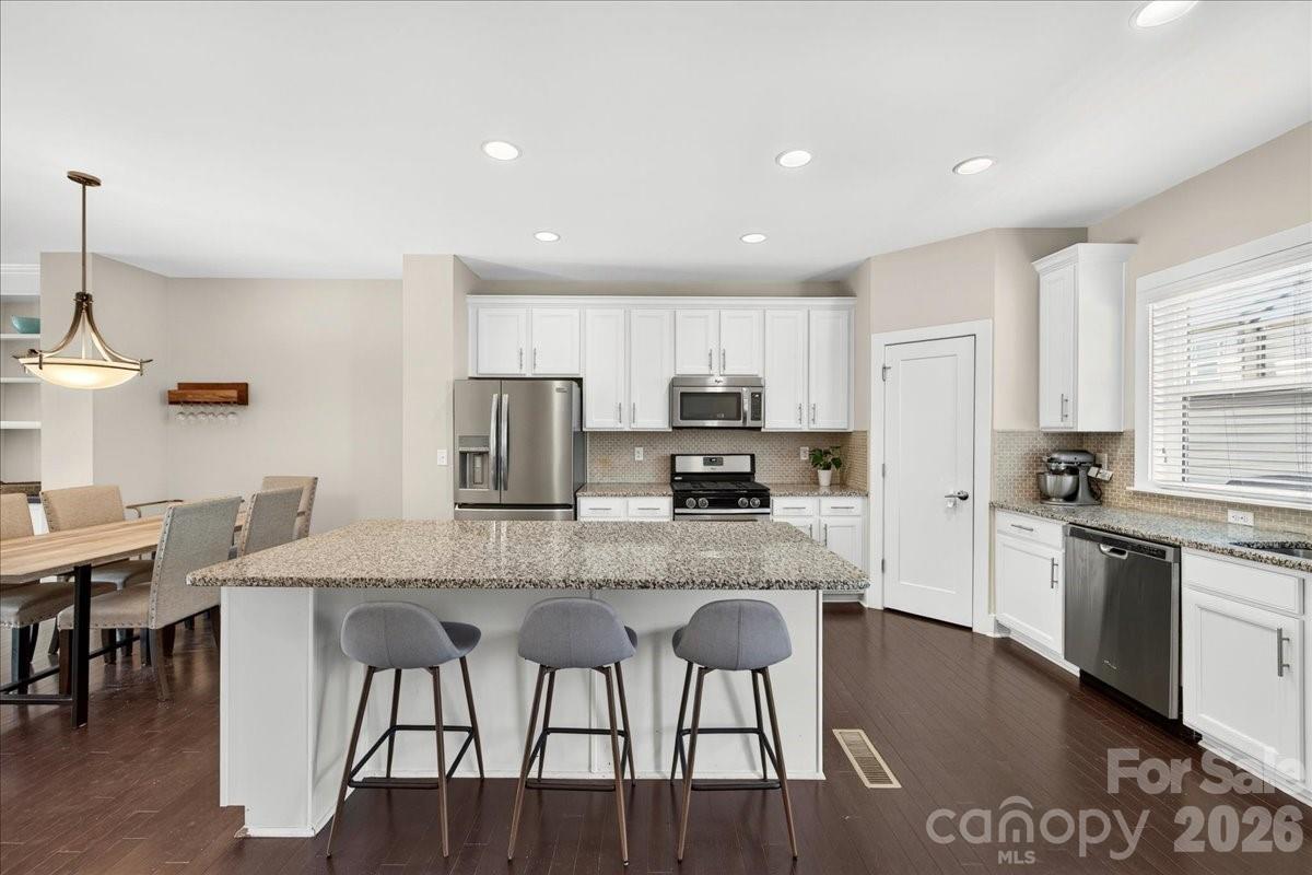 2115 Garabrandt Lane — Charlotte