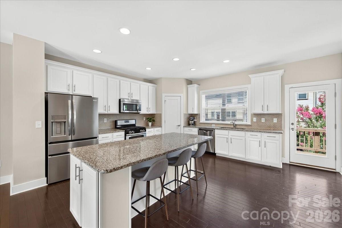 2115 Garabrandt Lane — Charlotte