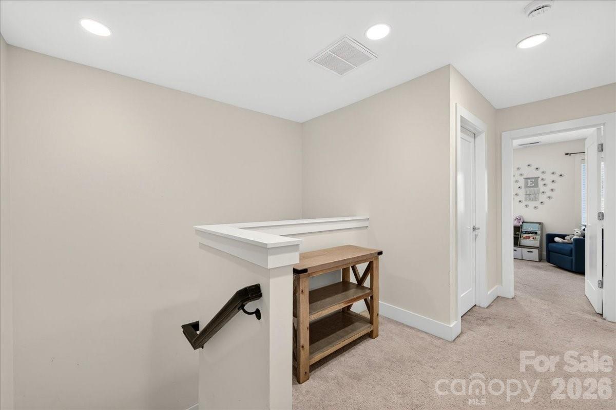 2115 Garabrandt Lane — Charlotte
