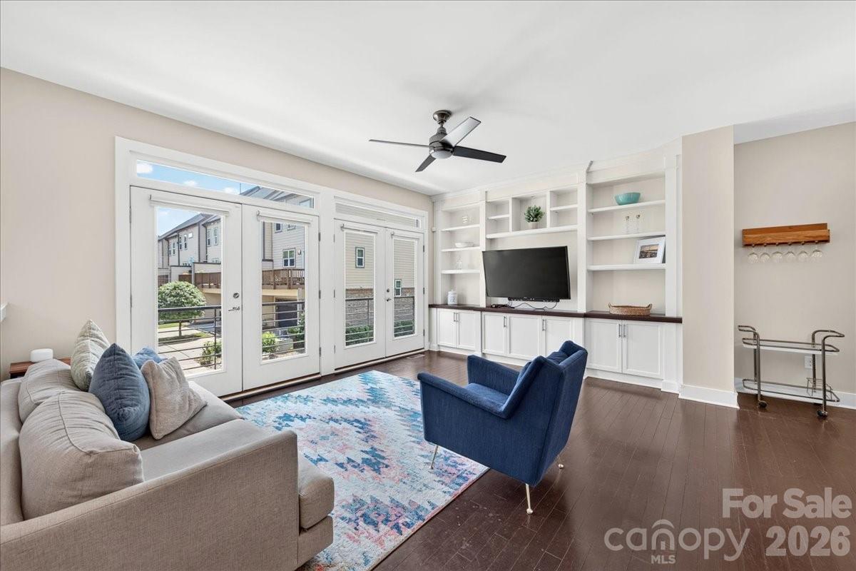 2115 Garabrandt Lane — Charlotte