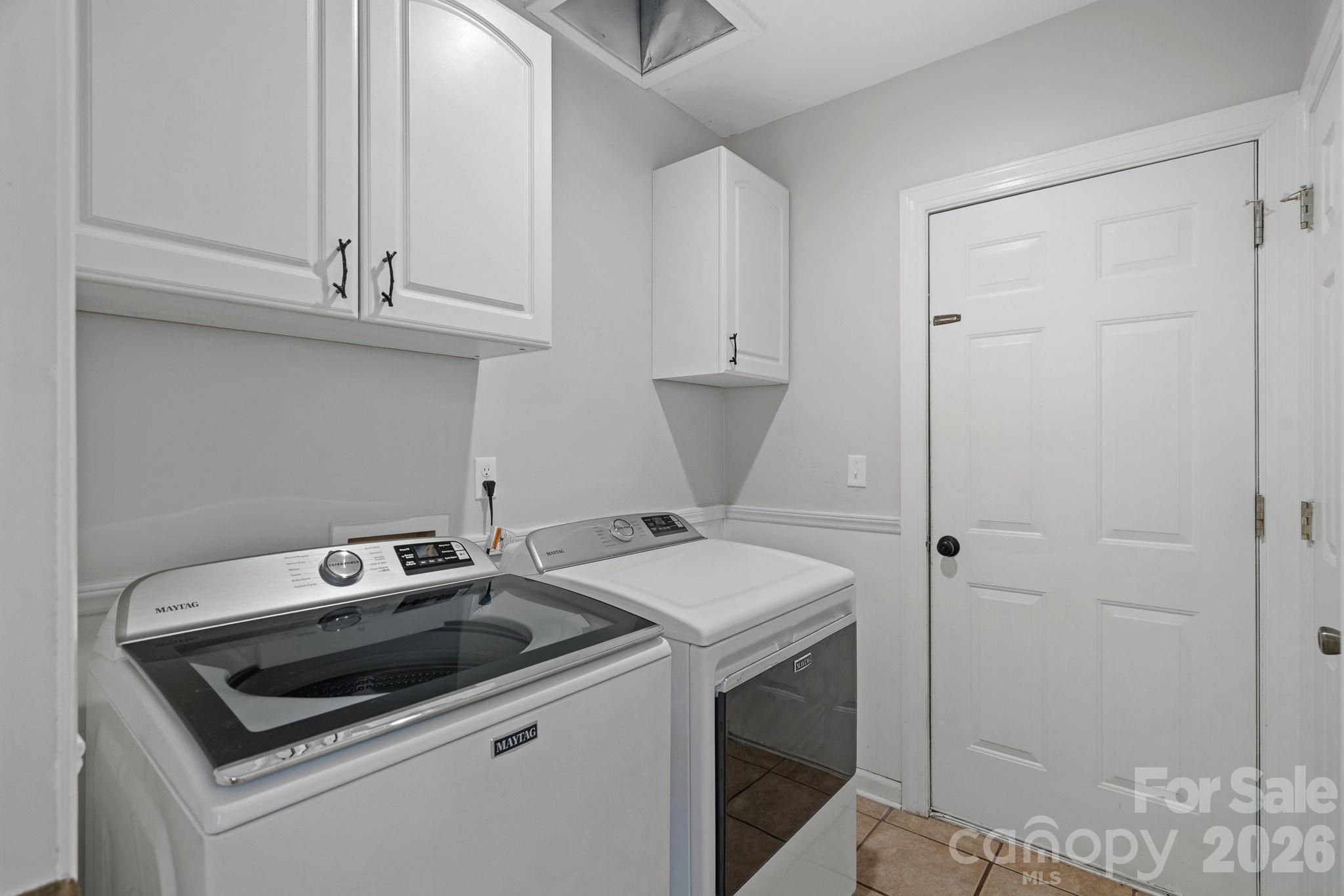 8414 Summerfield Lane — Huntersville