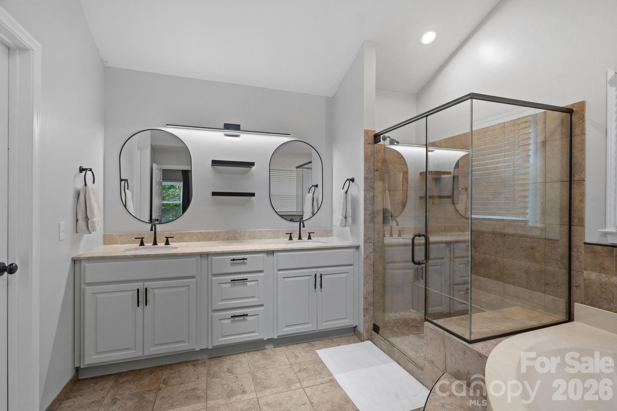 8414 Summerfield Lane — Huntersville