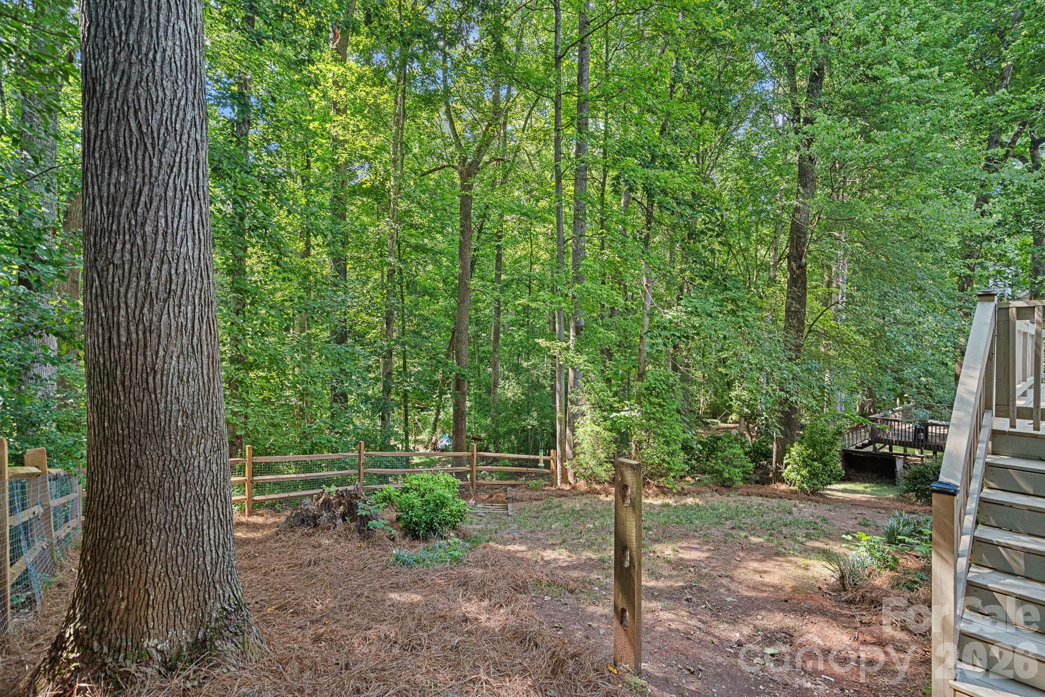 8414 Summerfield Lane — Huntersville