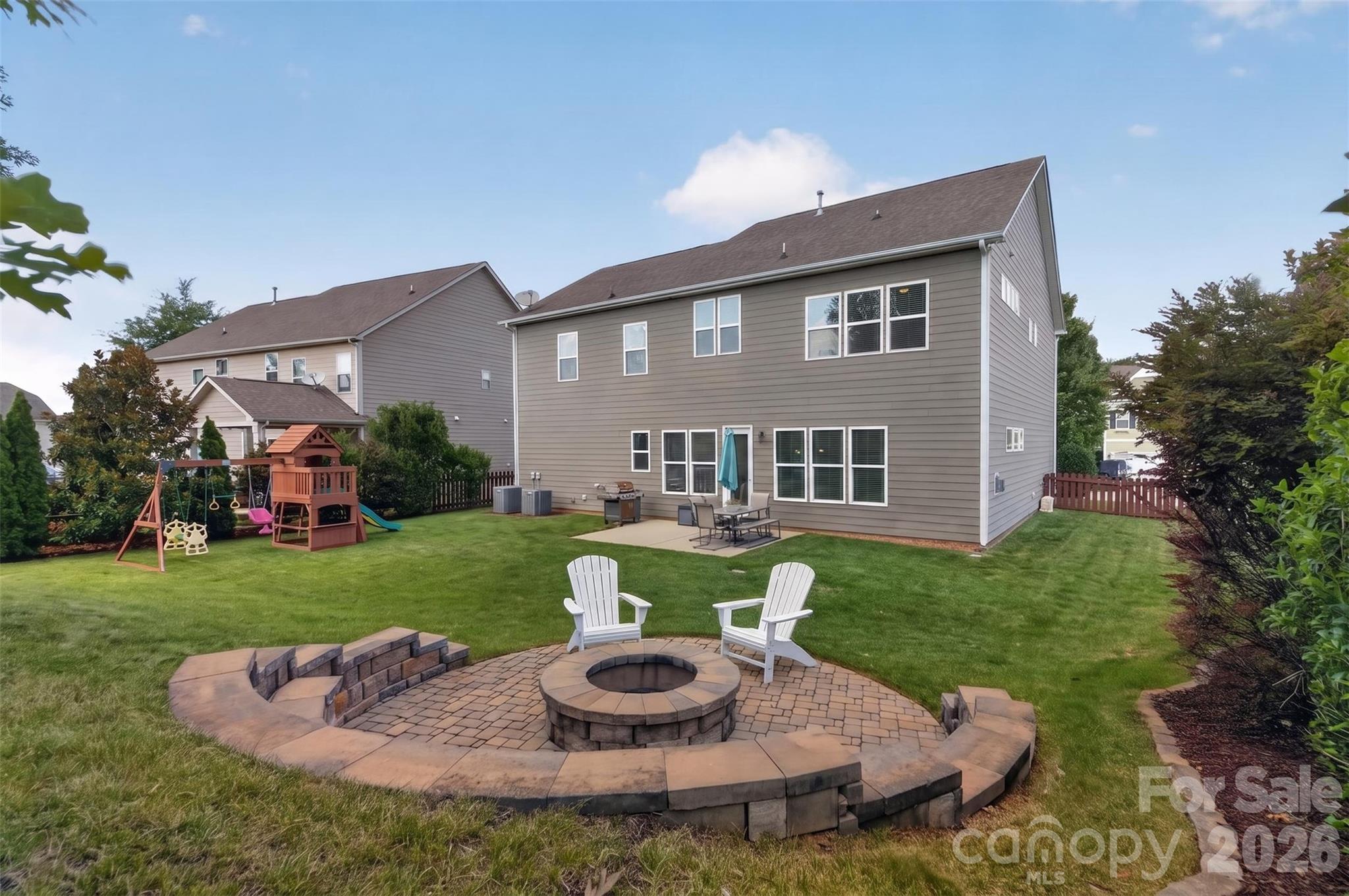 1001 Dunwoody Drive — Indian Trail