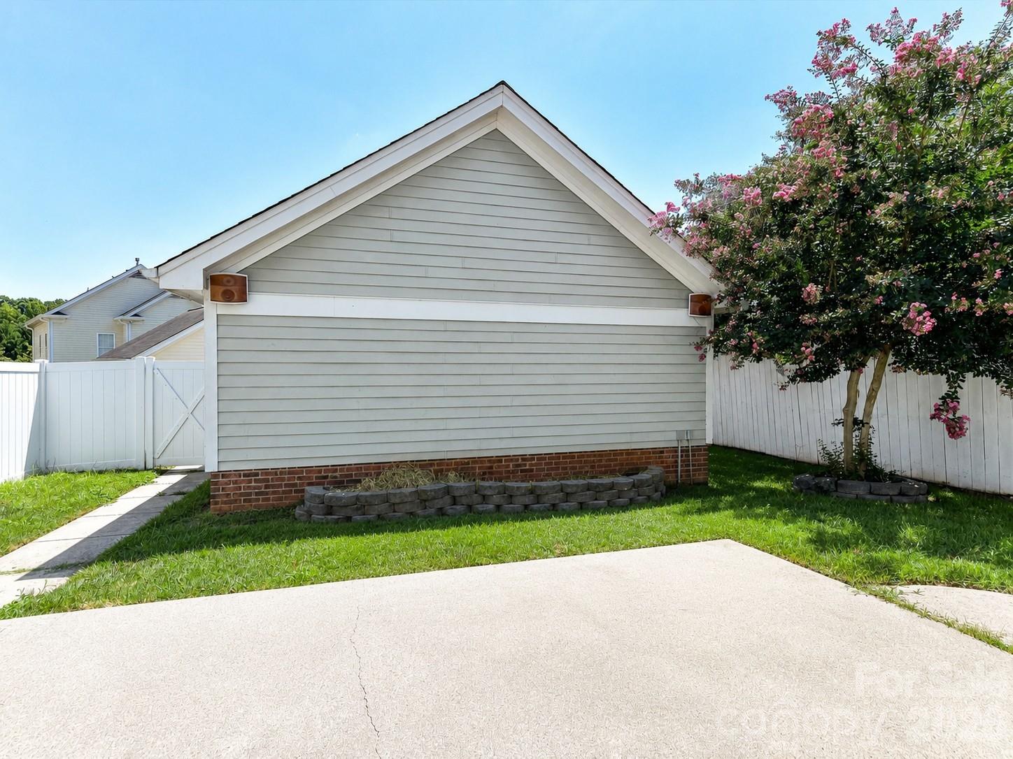 13106 Kennerly Drive — Huntersville