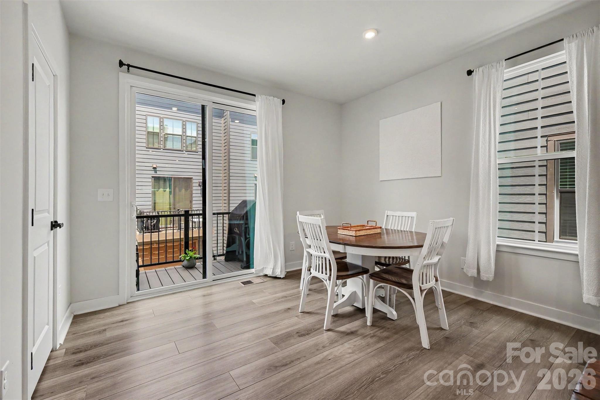 1018 Simcoe Lane — Charlotte