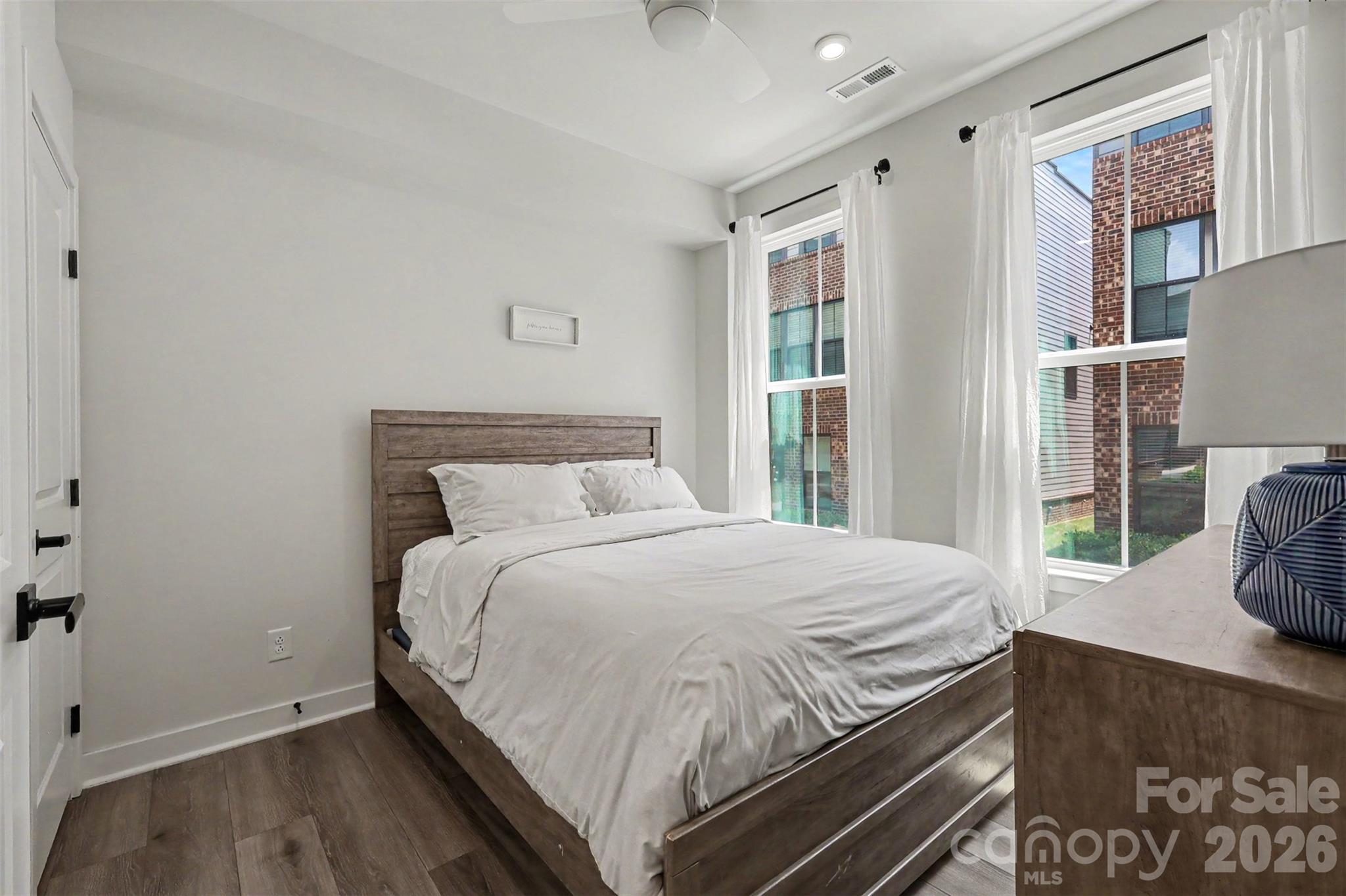 1018 Simcoe Lane — Charlotte