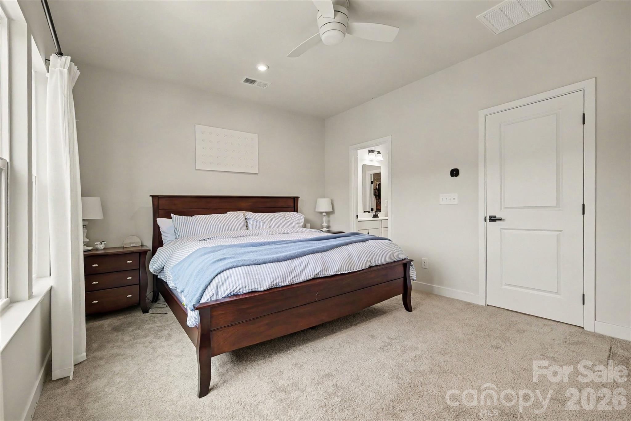 1018 Simcoe Lane — Charlotte