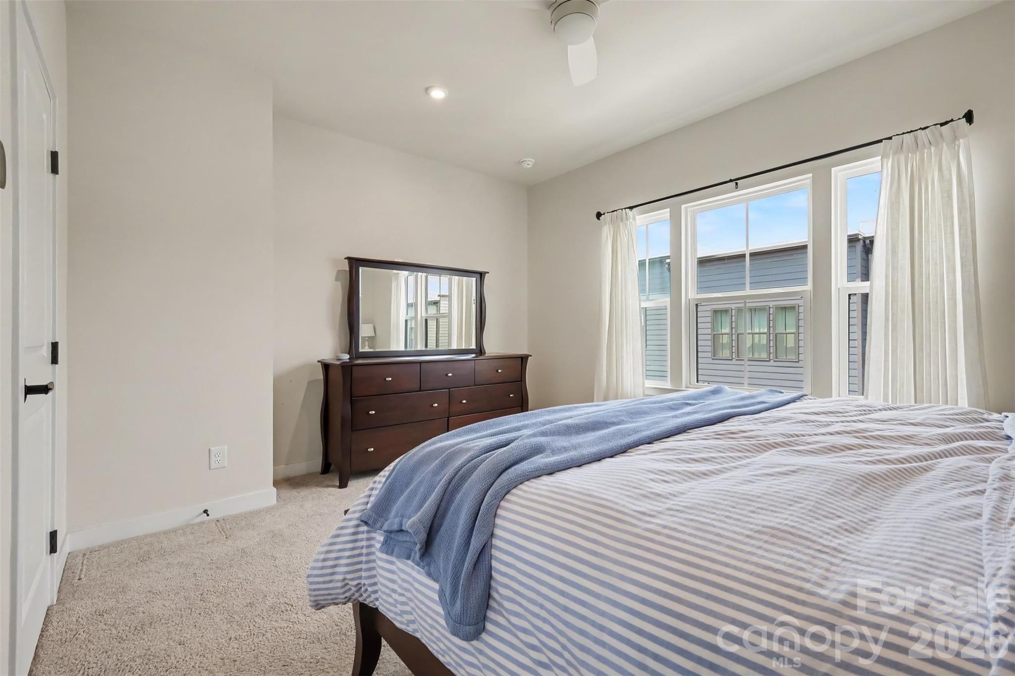 1018 Simcoe Lane — Charlotte