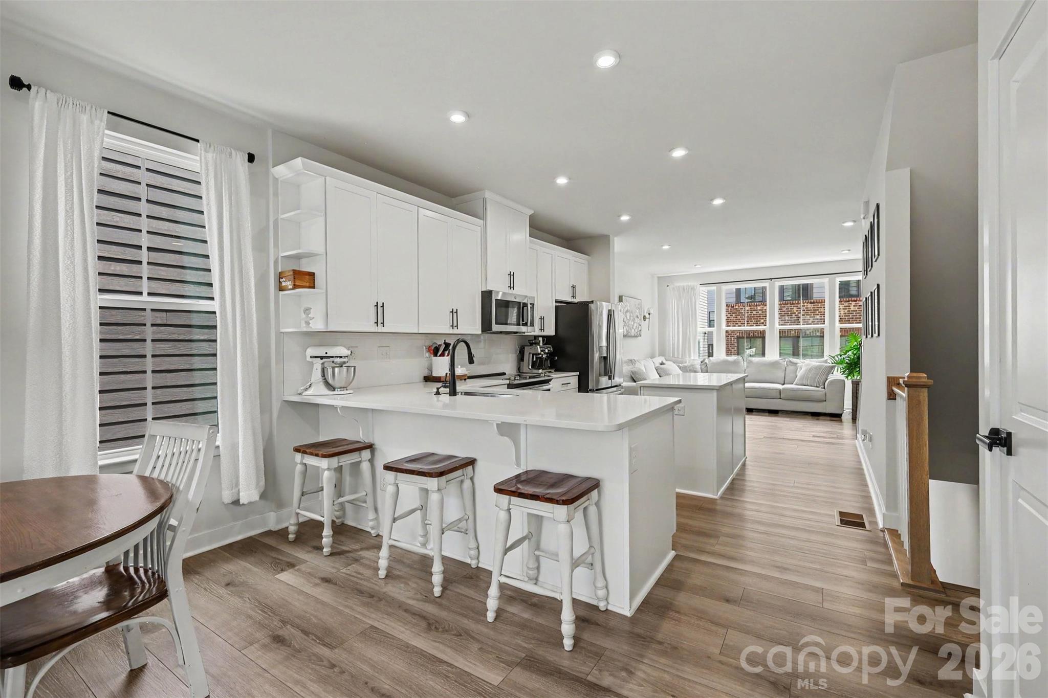 1018 Simcoe Lane — Charlotte