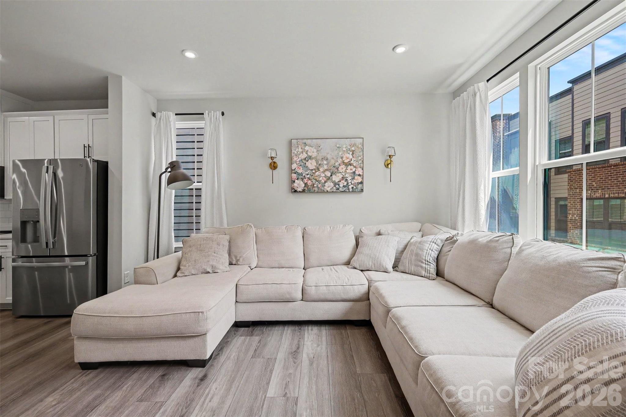1018 Simcoe Lane — Charlotte