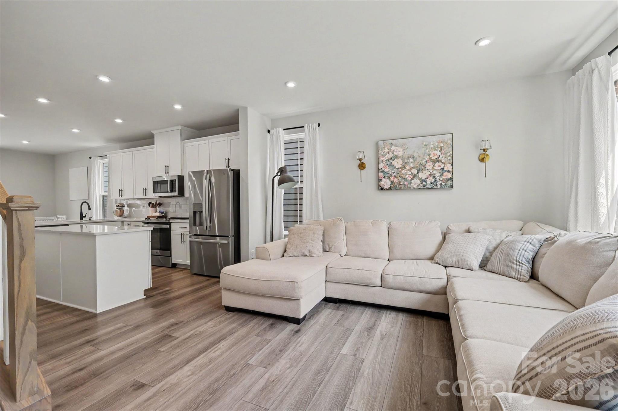 1018 Simcoe Lane — Charlotte