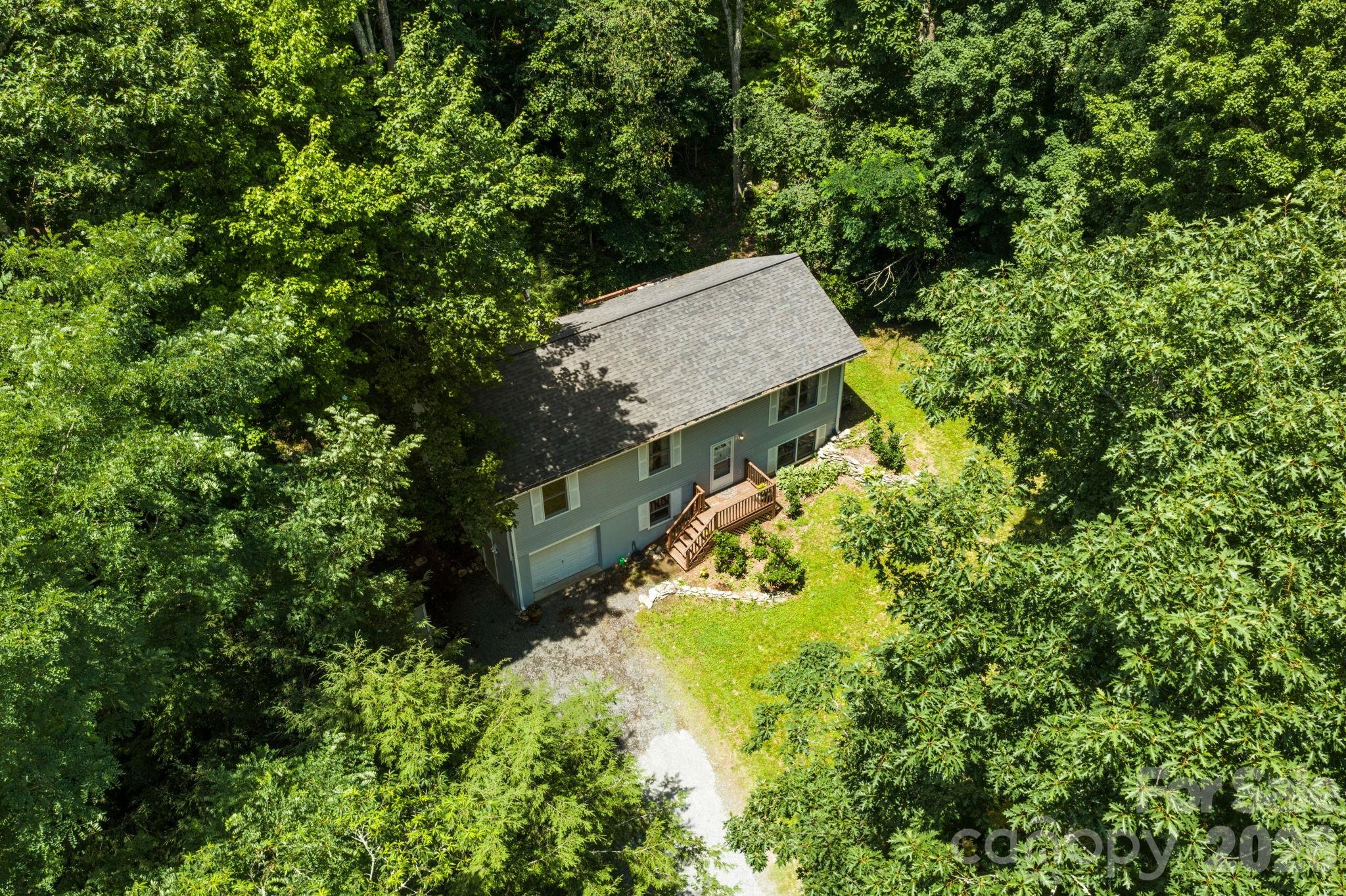 100 Summersweet Drive — Banner Elk