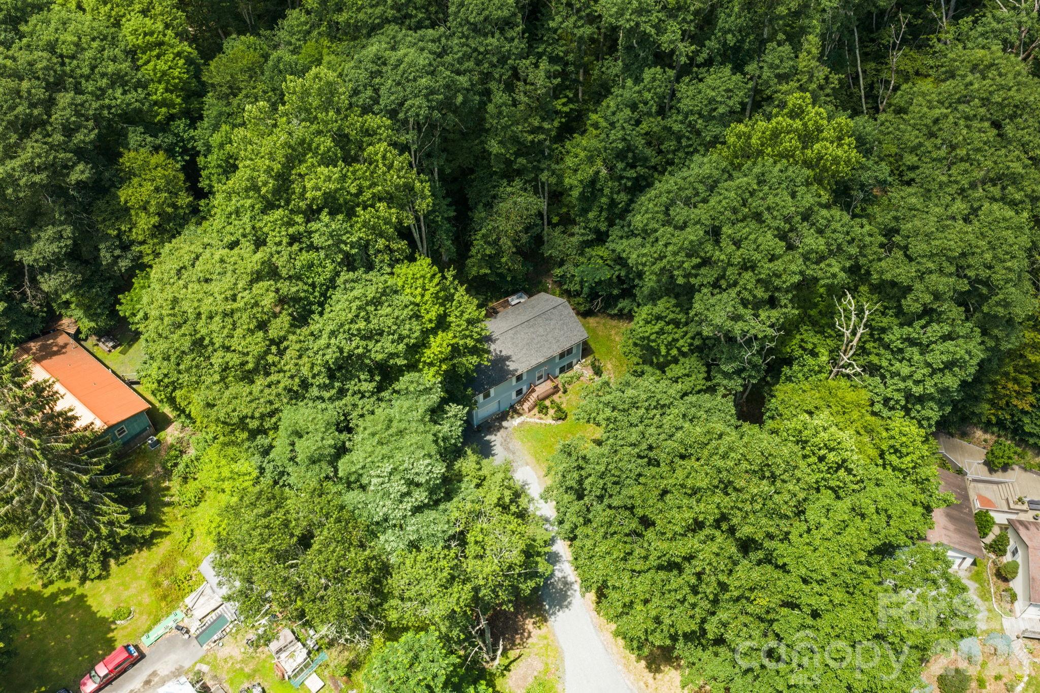 100 Summersweet Drive — Banner Elk