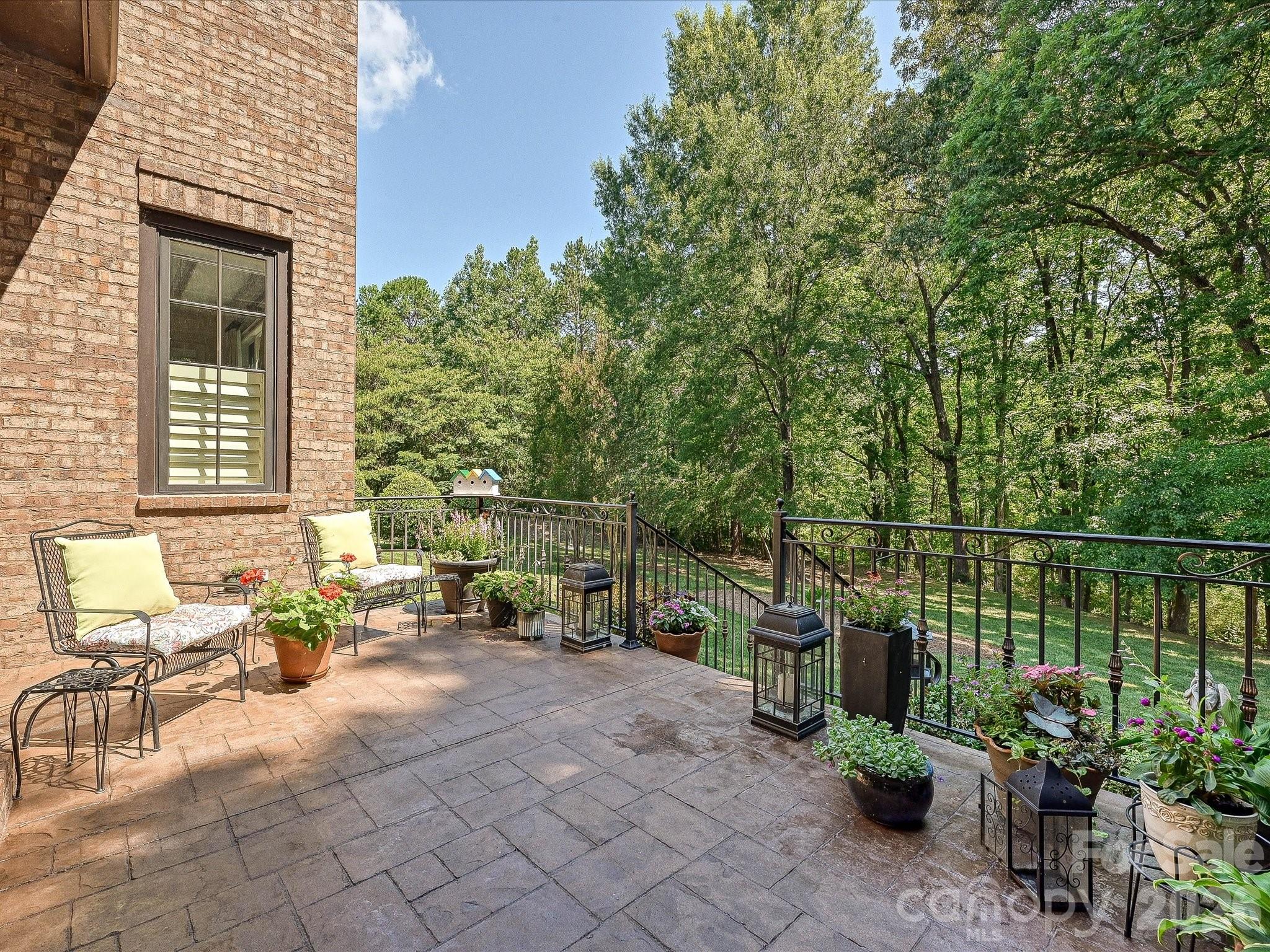 2320 Brawinal Court — Monroe