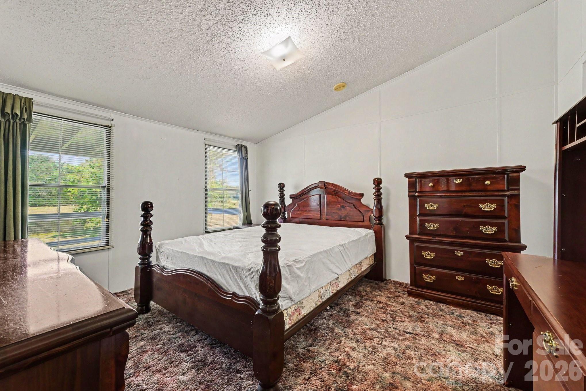 812 N Forest Hills School Road — Marshville