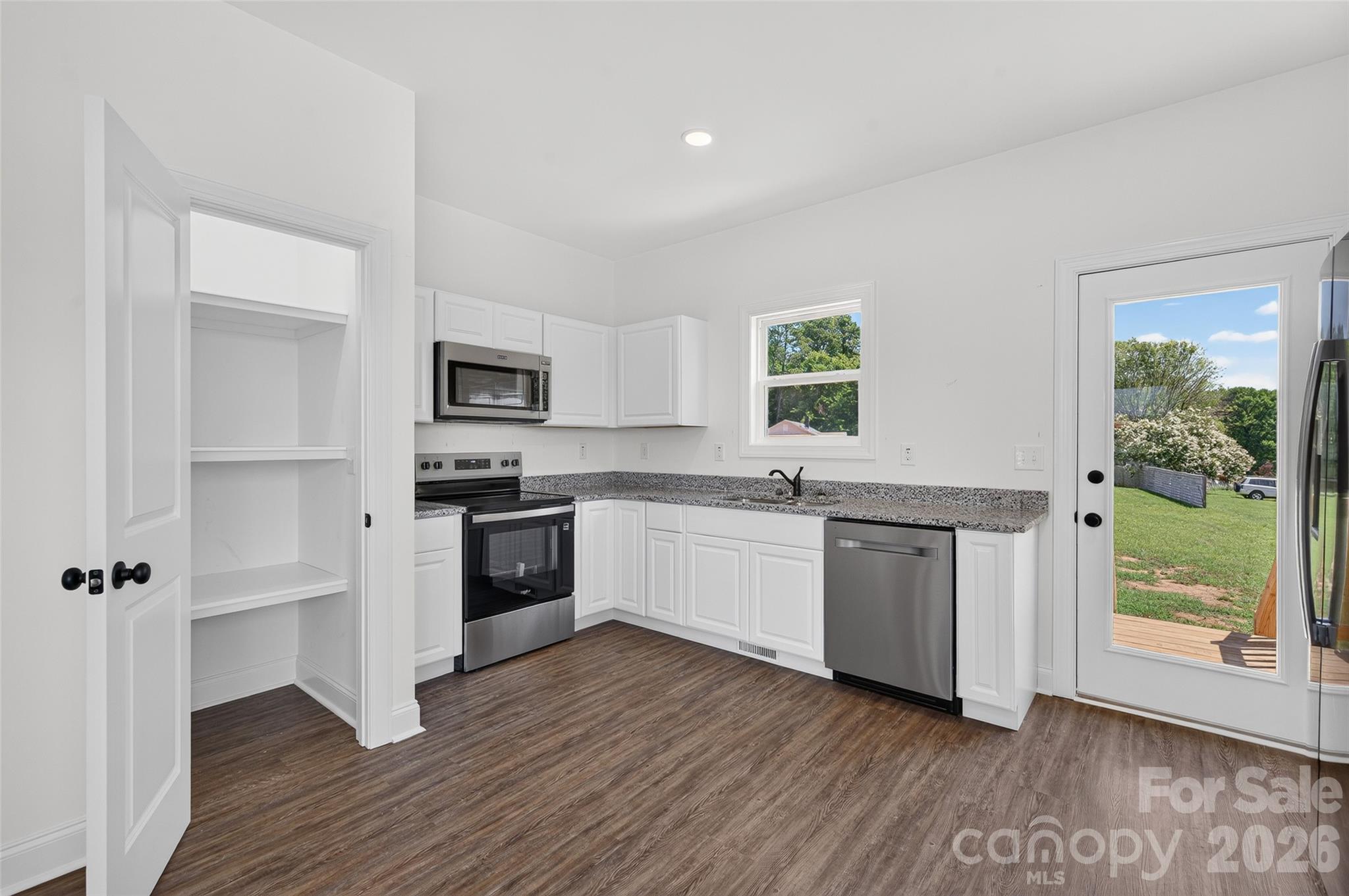4000 Herman Sipe Road — Conover