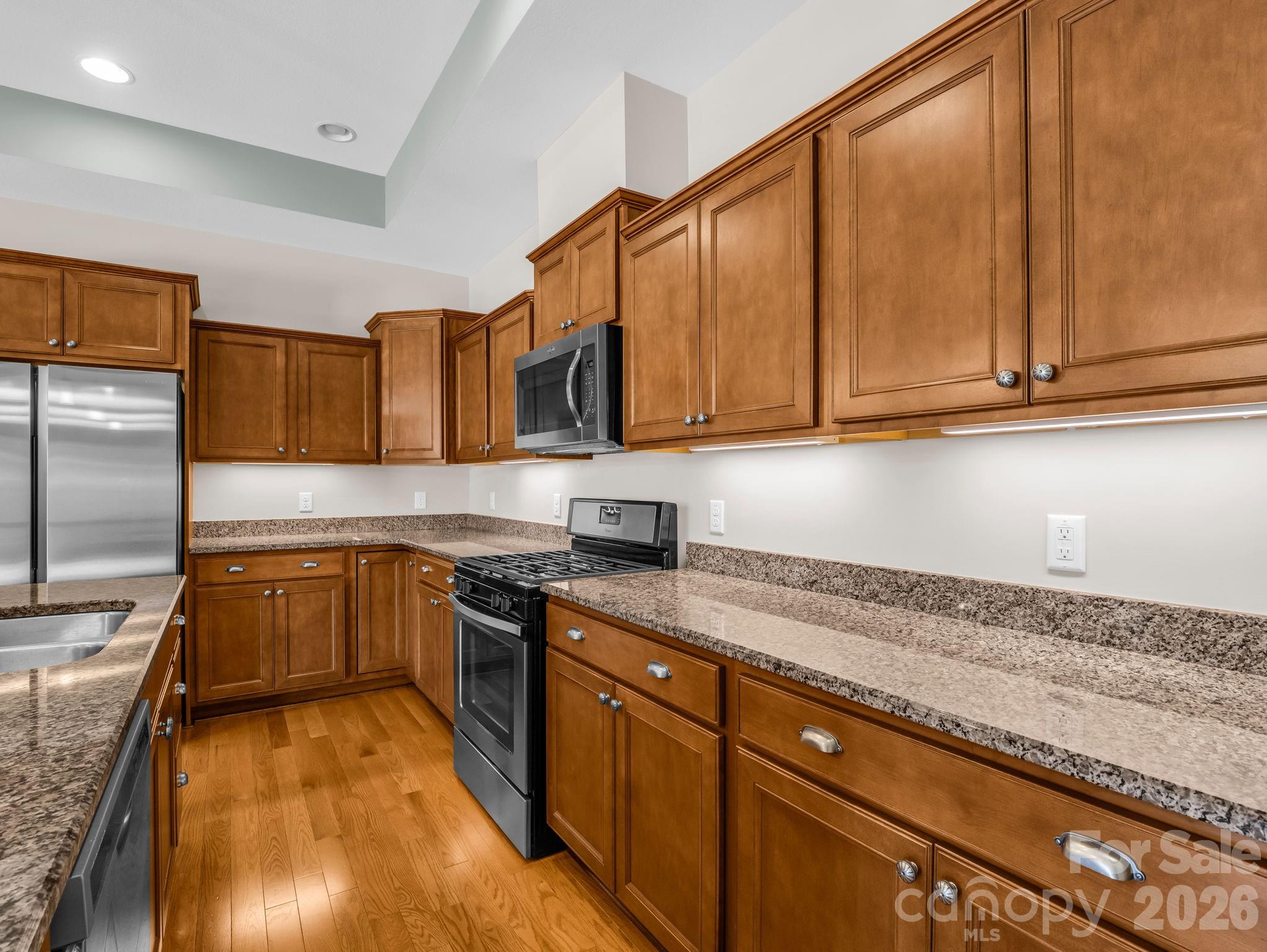 595 Summerfield Place — Flat Rock