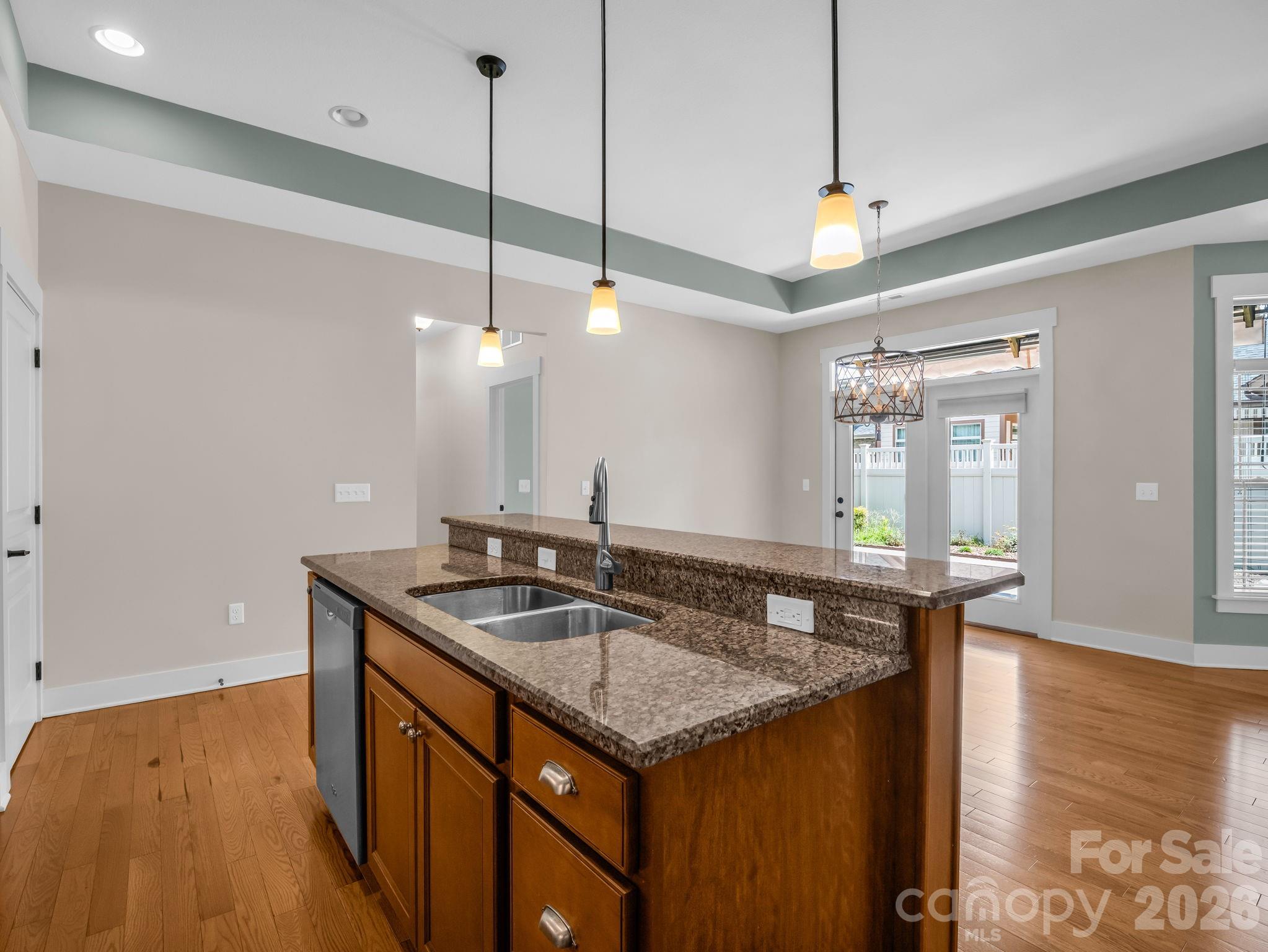 595 Summerfield Place — Flat Rock