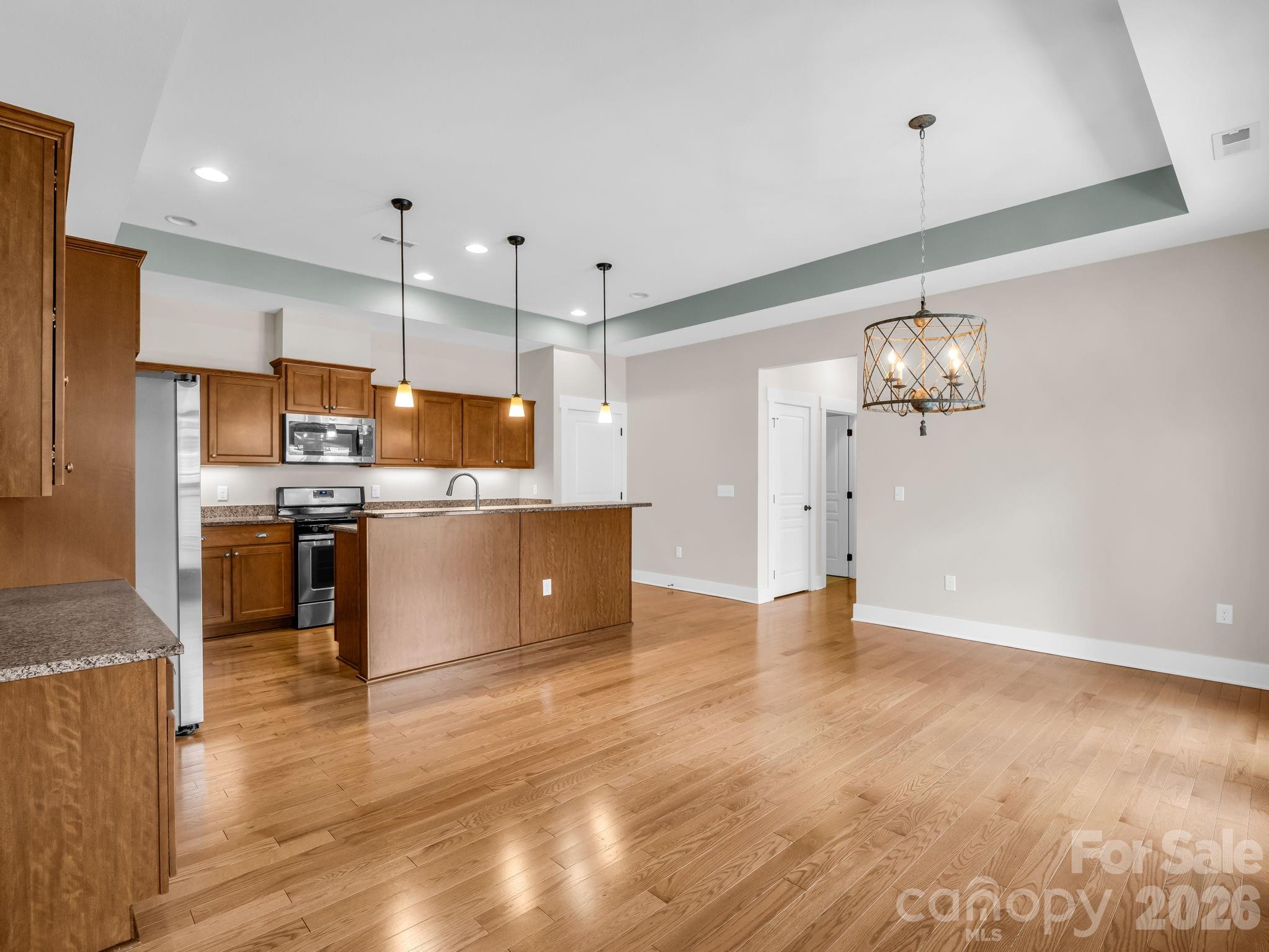595 Summerfield Place — Flat Rock