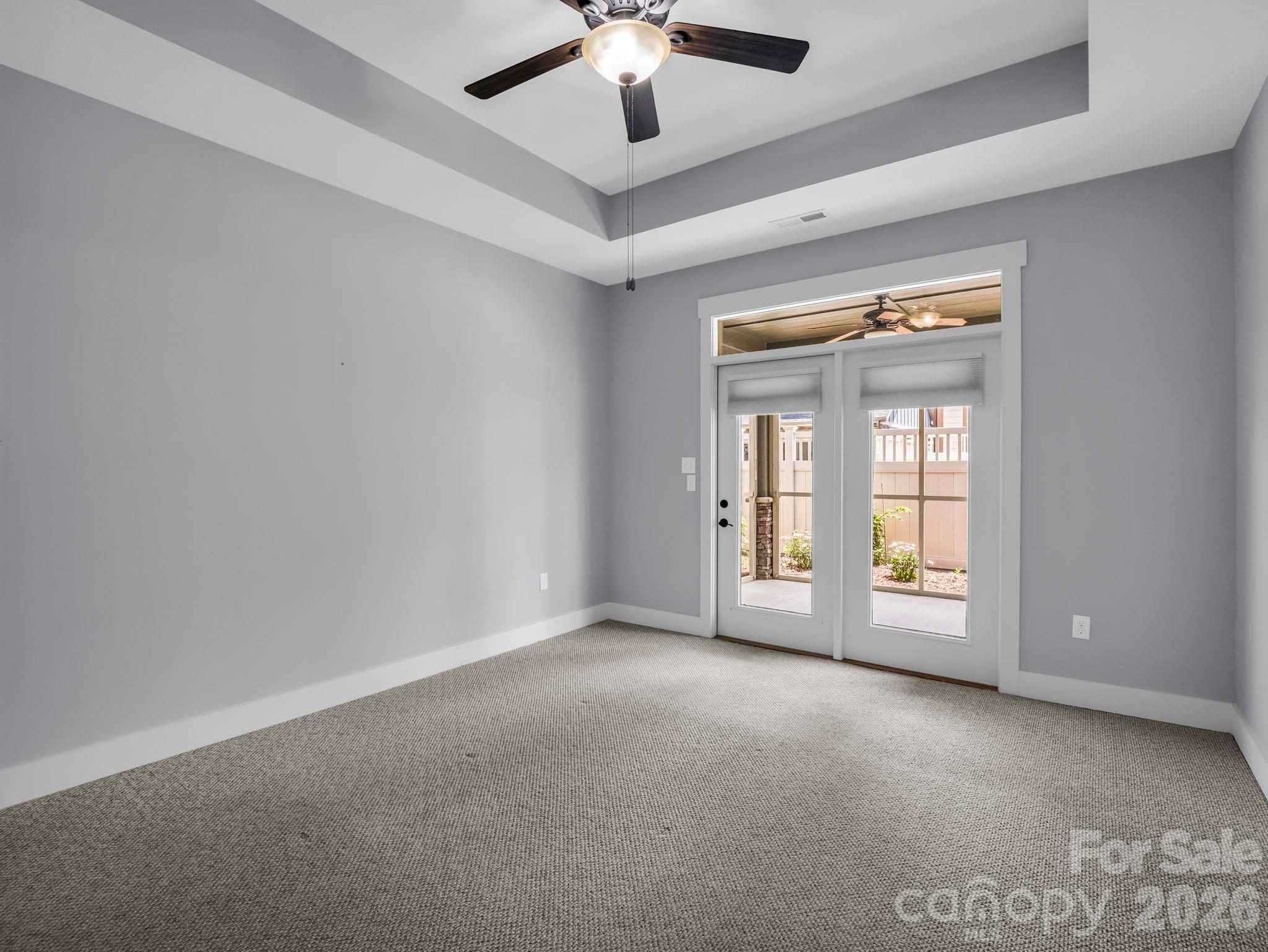 595 Summerfield Place — Flat Rock