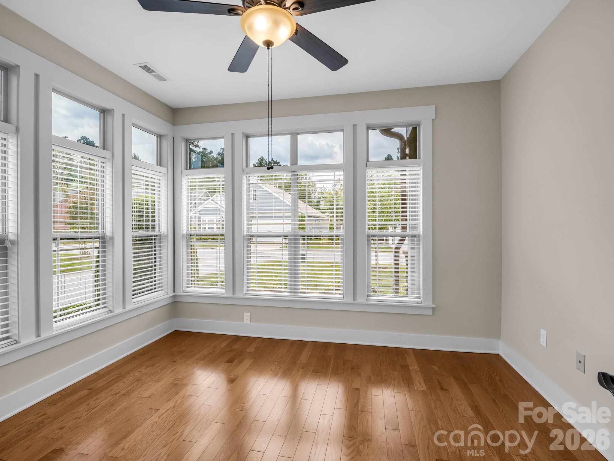 595 Summerfield Place — Flat Rock