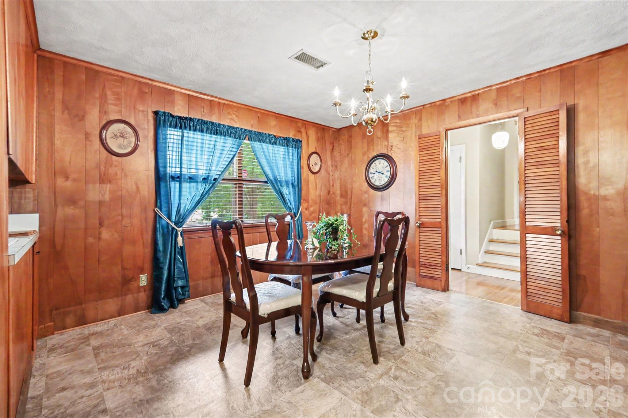 298 Enwood Drive — Charlotte