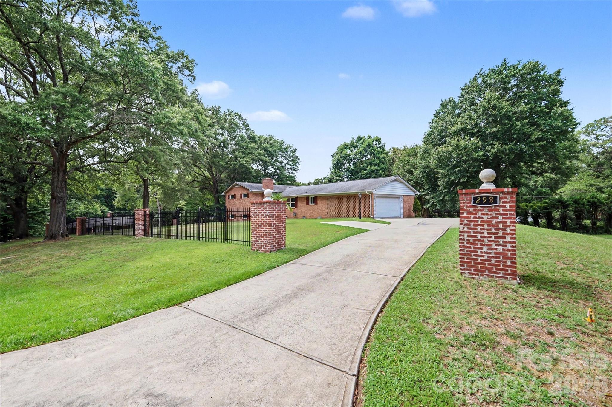298 Enwood Drive — Charlotte