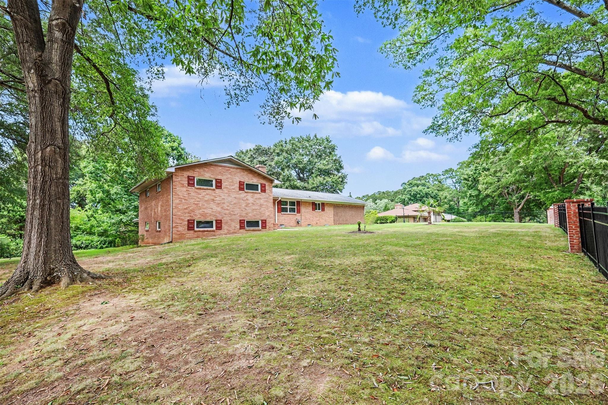 298 Enwood Drive — Charlotte