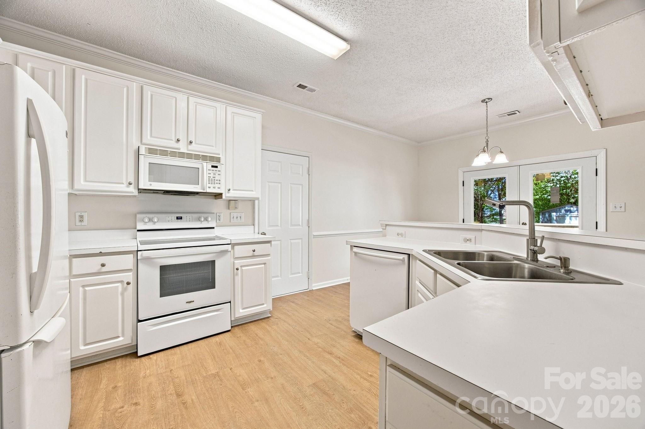 12313 Carolina Crossing Drive — Charlotte