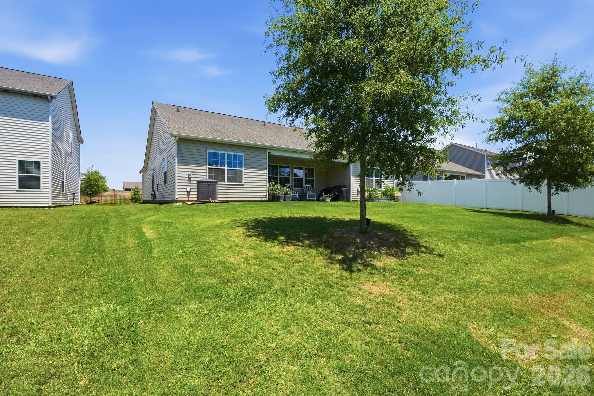 7735 Stonehouse Drive — Gastonia
