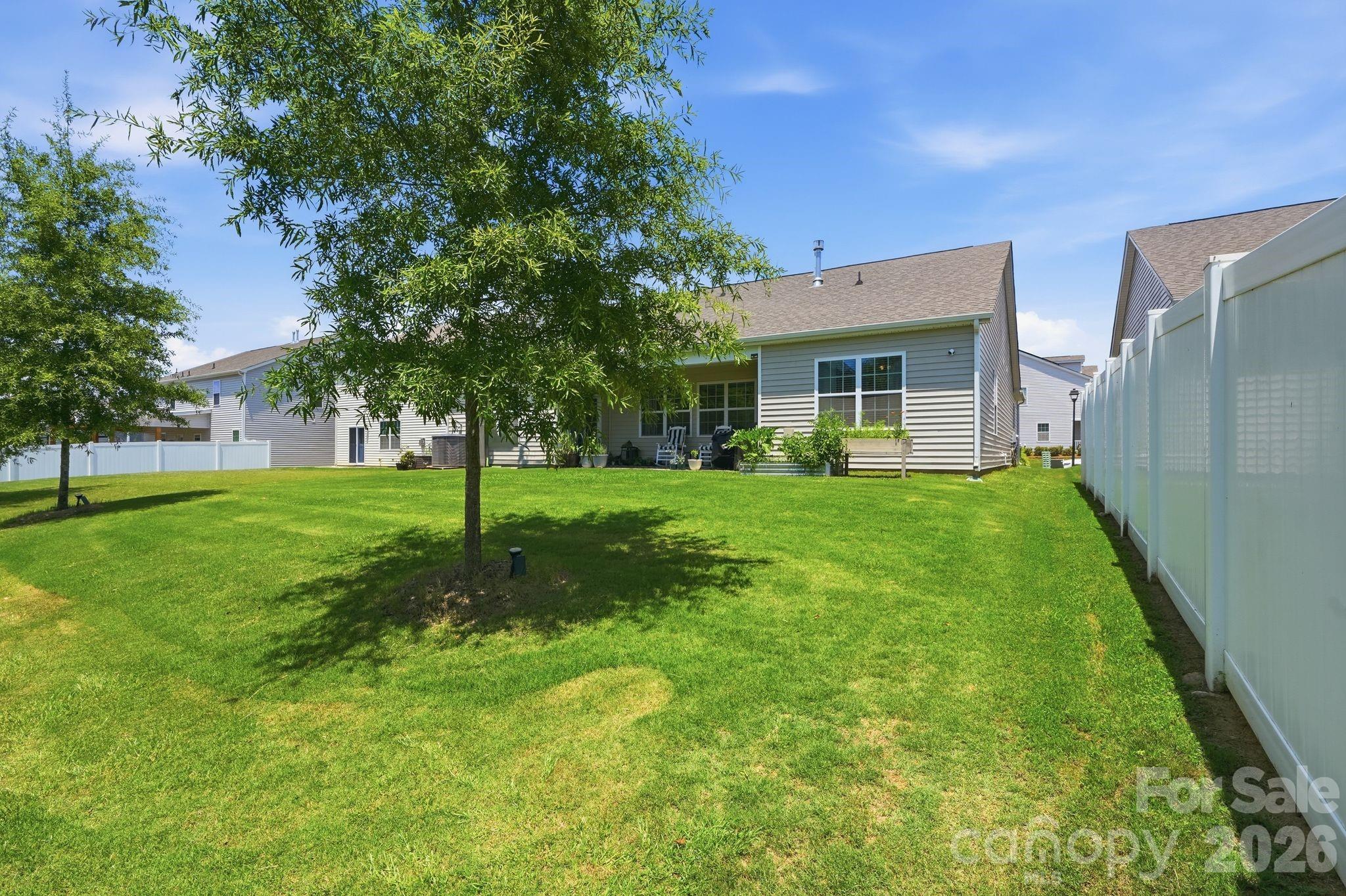 7735 Stonehouse Drive — Gastonia