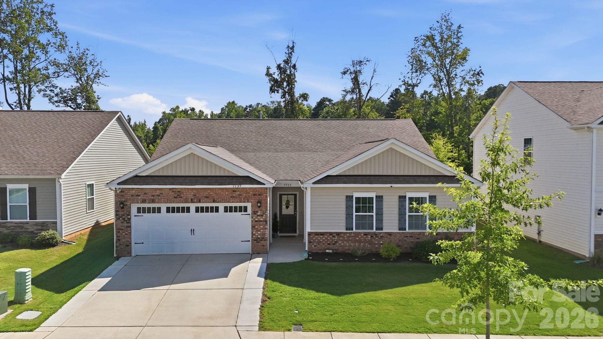 7735 Stonehouse Drive — Gastonia