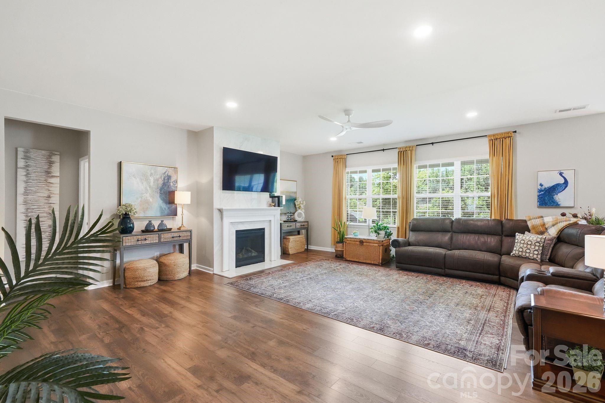 7735 Stonehouse Drive — Gastonia