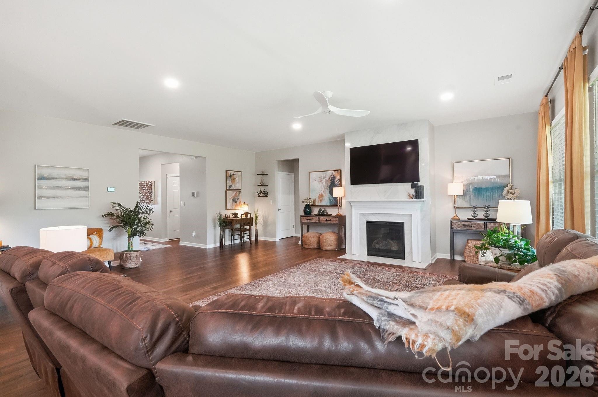 7735 Stonehouse Drive — Gastonia