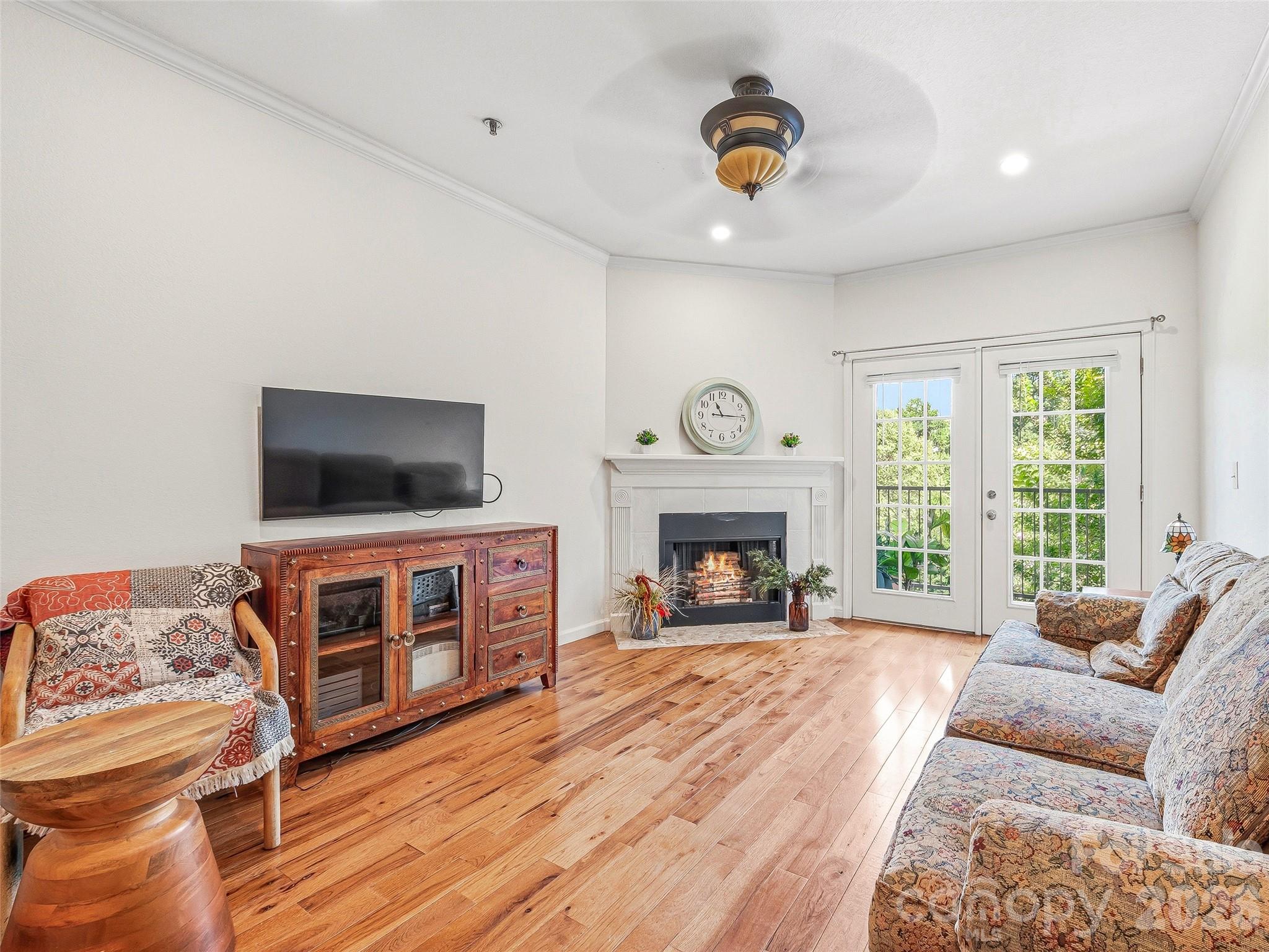 200 Vista Lake Drive #301 — Candler