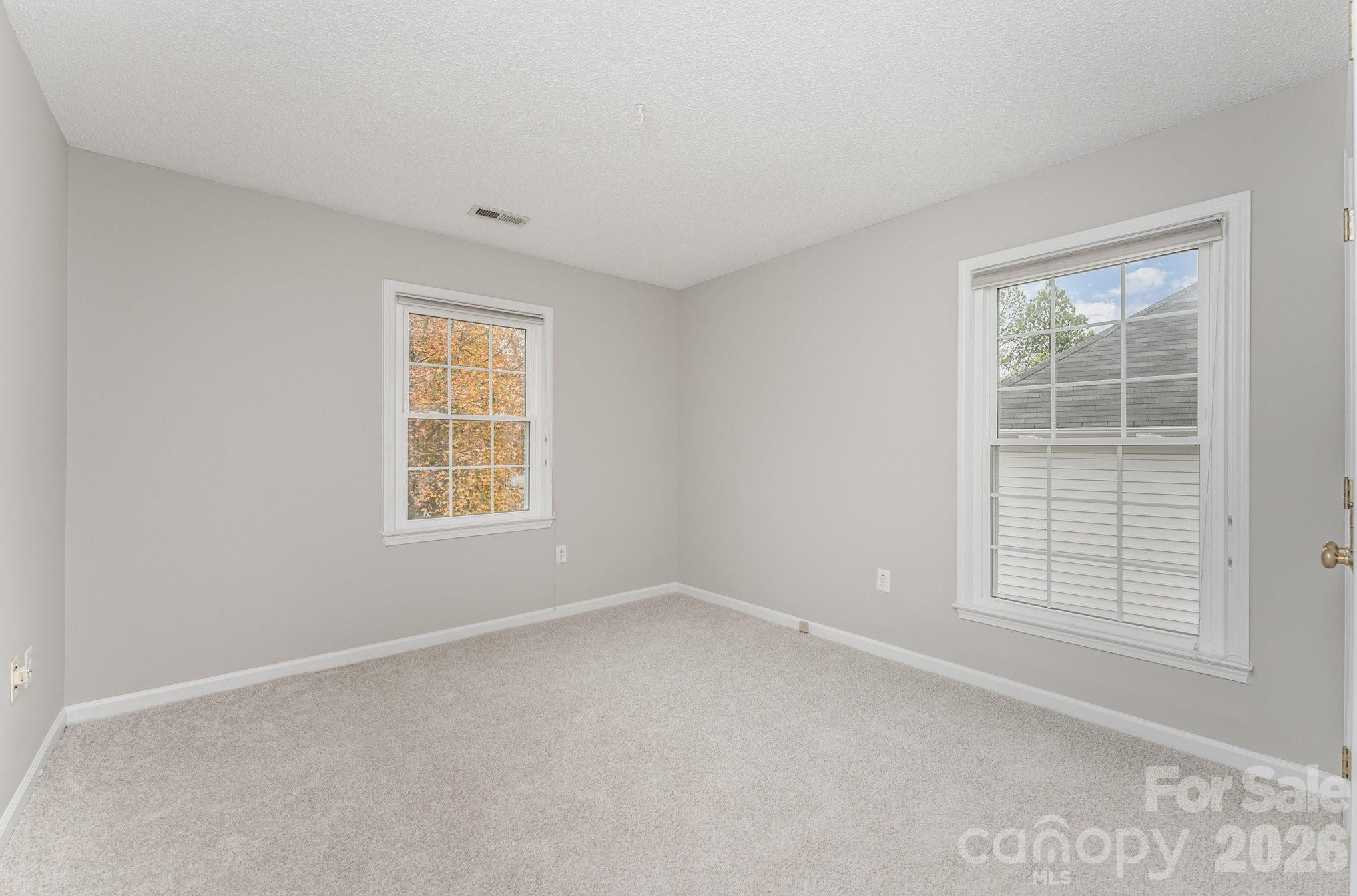 5923 Swanston Drive — Charlotte