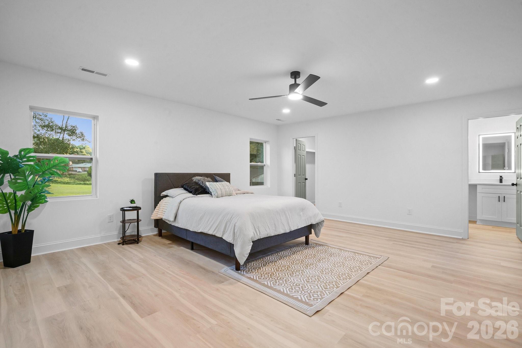 204 N Myrtle School Road — Gastonia
