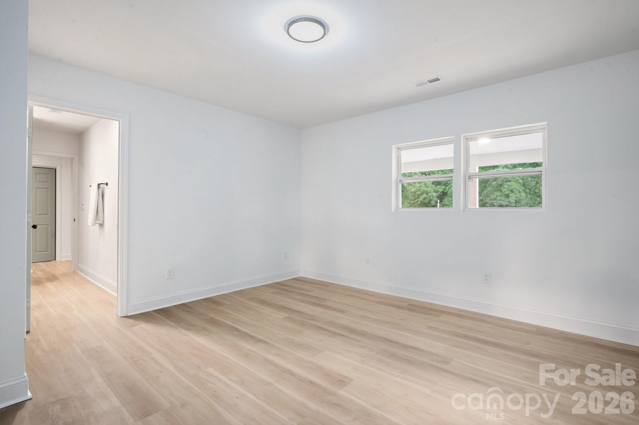 204 N Myrtle School Road — Gastonia