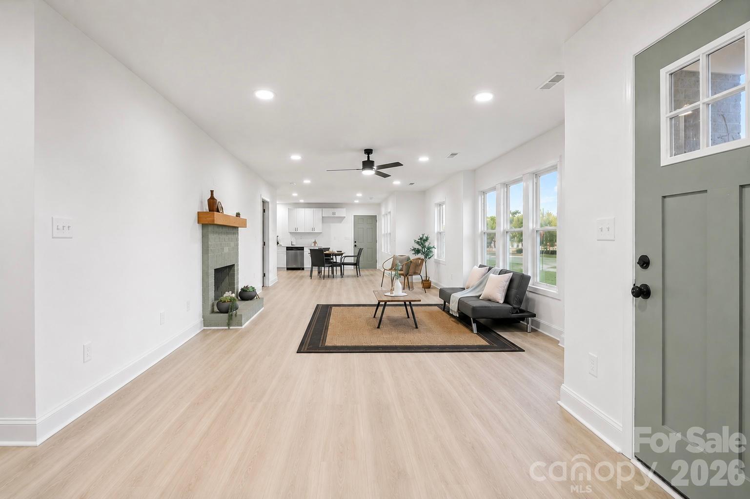 204 N Myrtle School Road — Gastonia