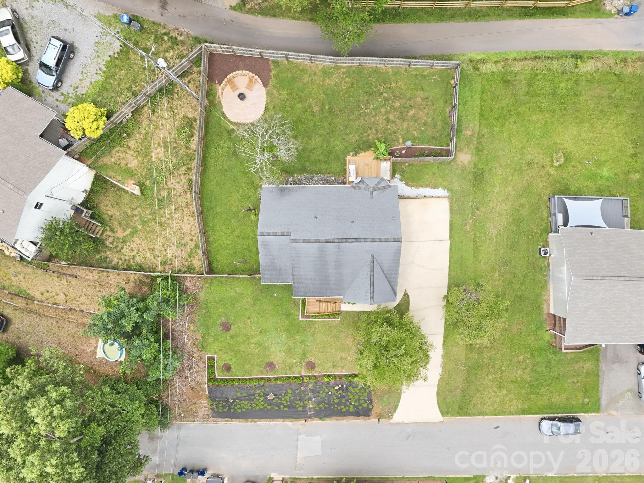 320 Meadowbrook Drive — Canton