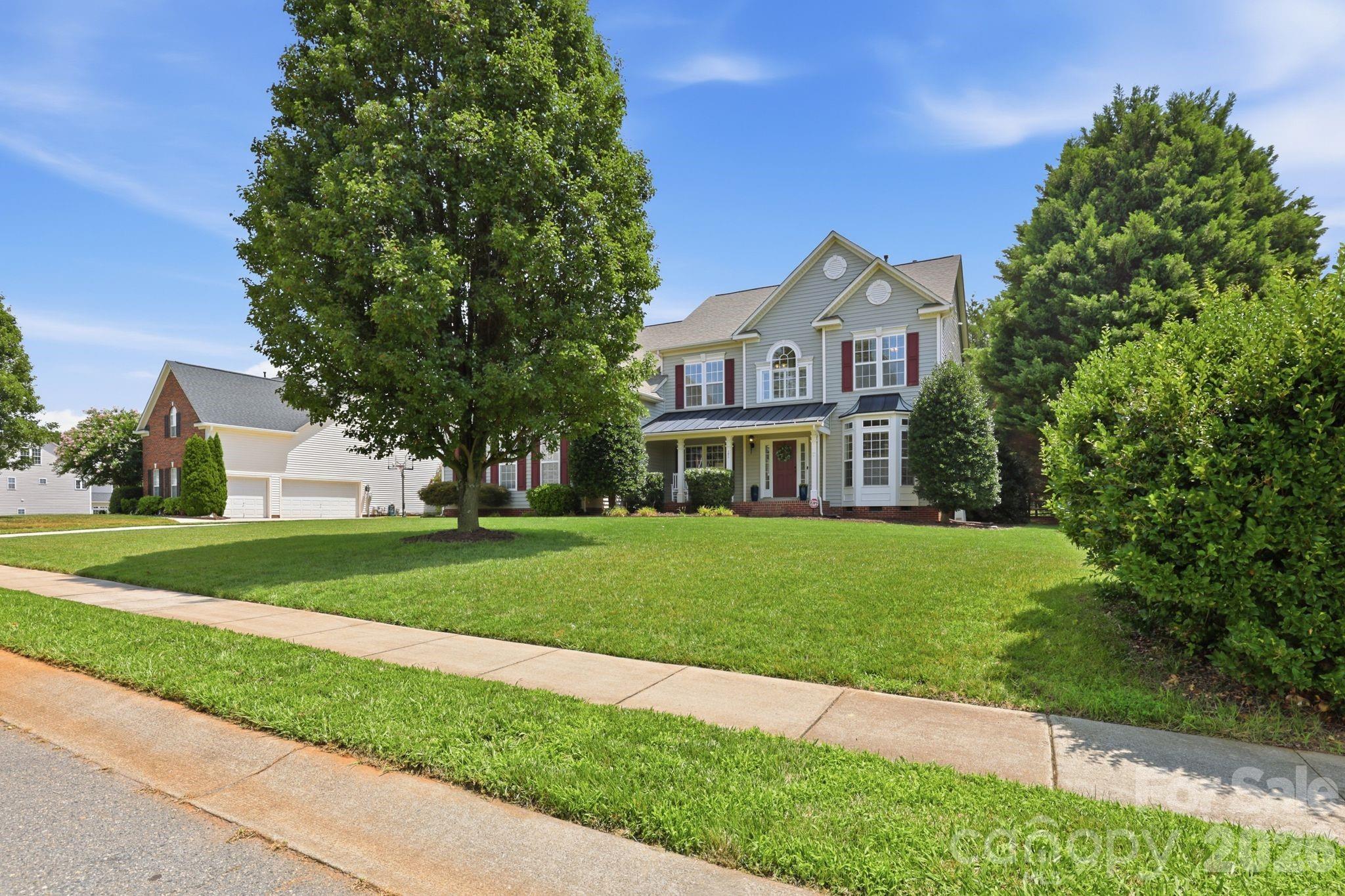 151 Corona Circle — Mooresville