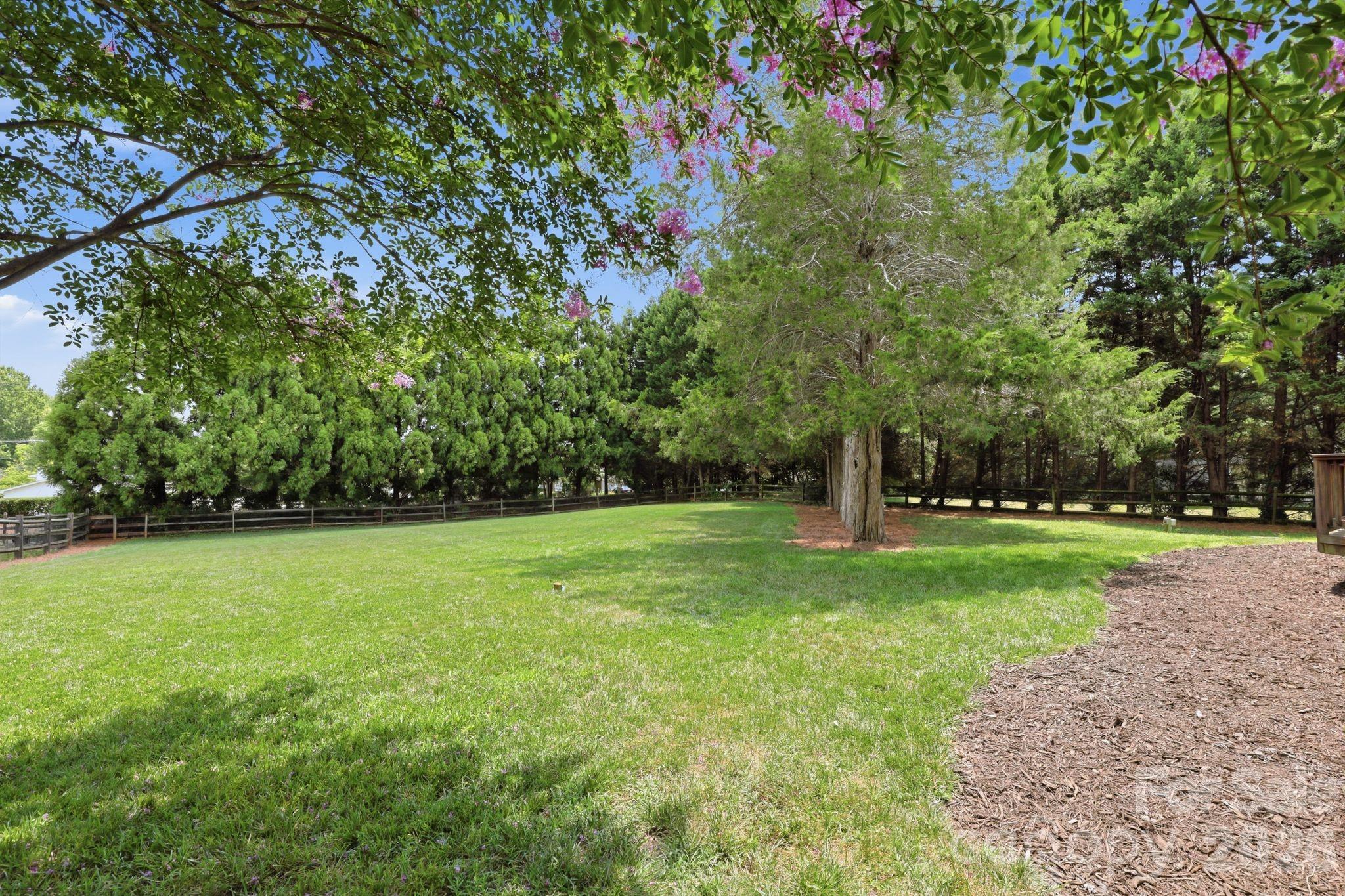 151 Corona Circle — Mooresville
