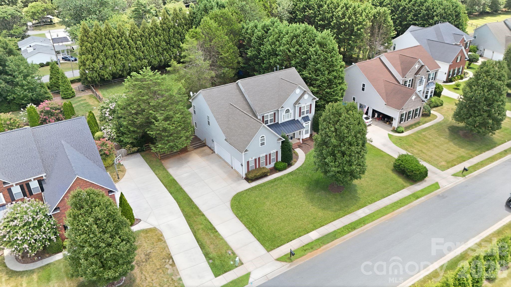 151 Corona Circle — Mooresville