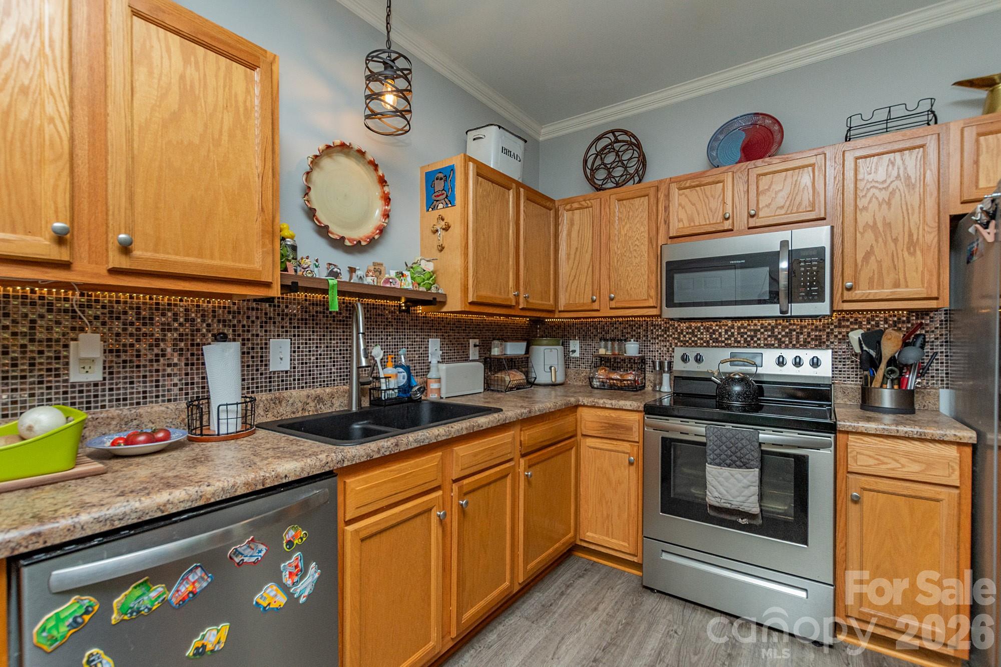 205 Chickadee Drive — Lexington