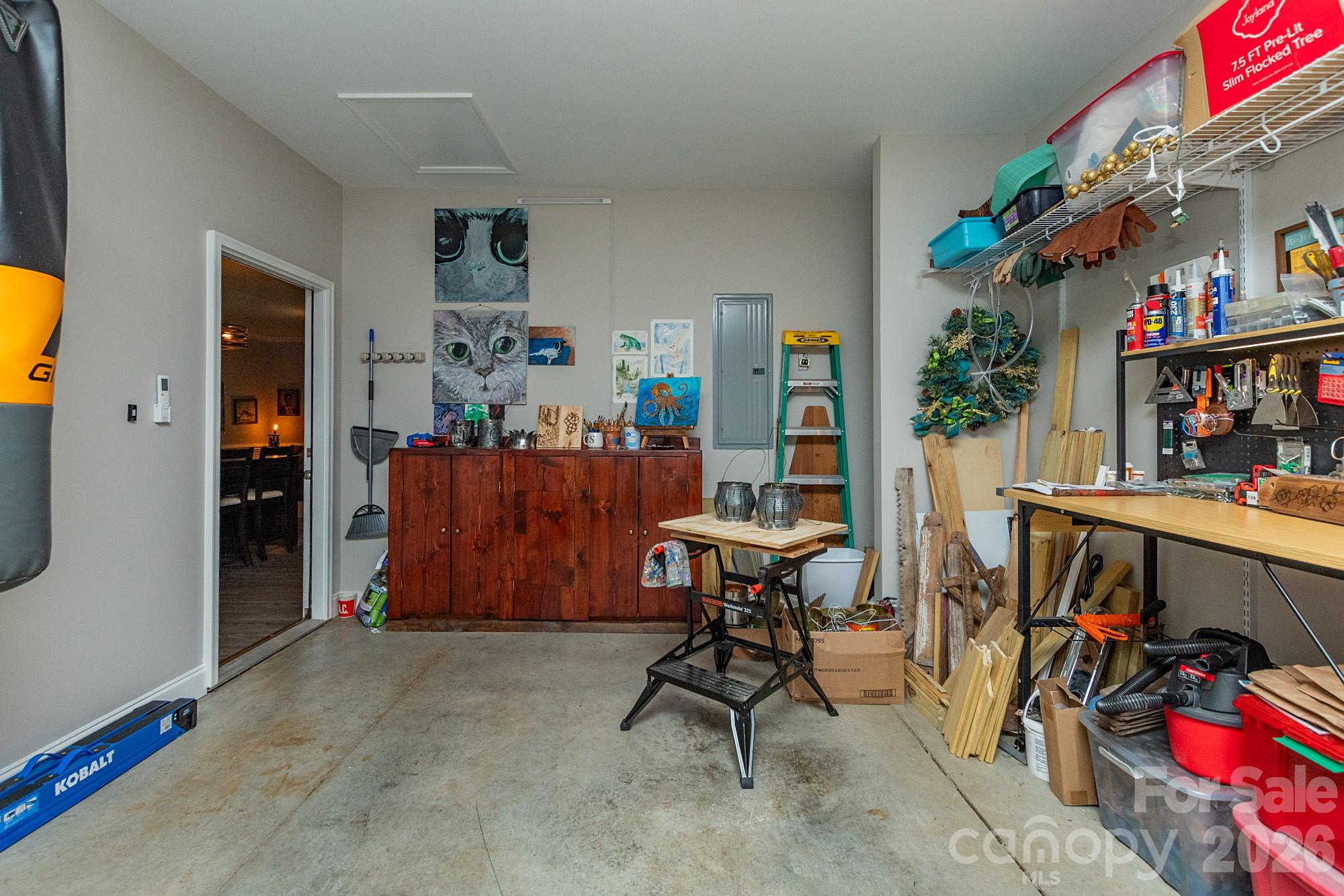 205 Chickadee Drive — Lexington