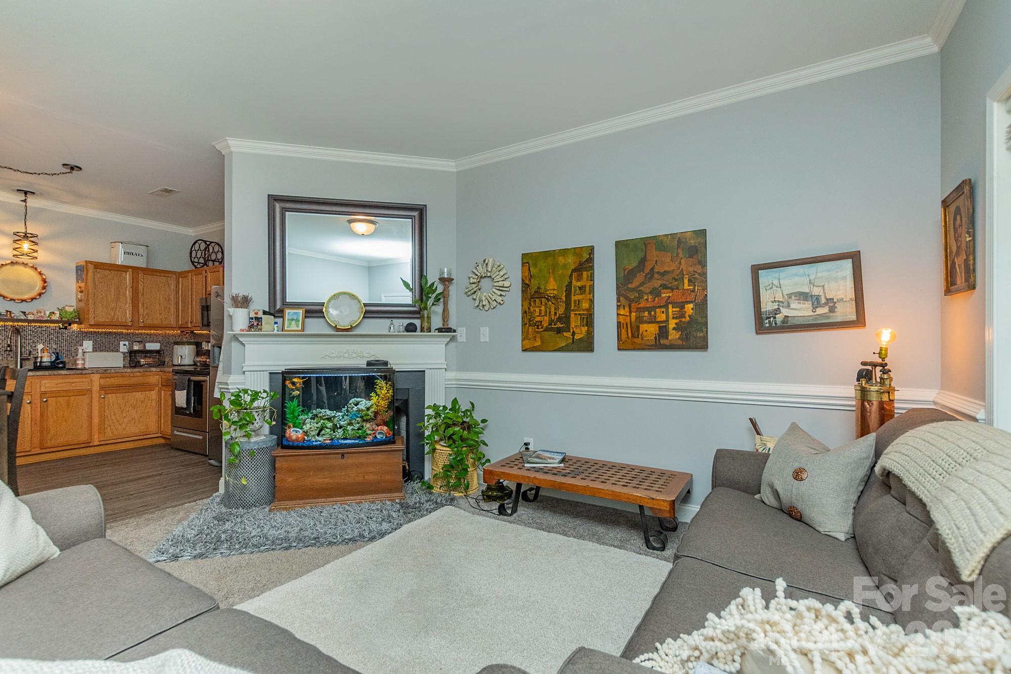205 Chickadee Drive — Lexington