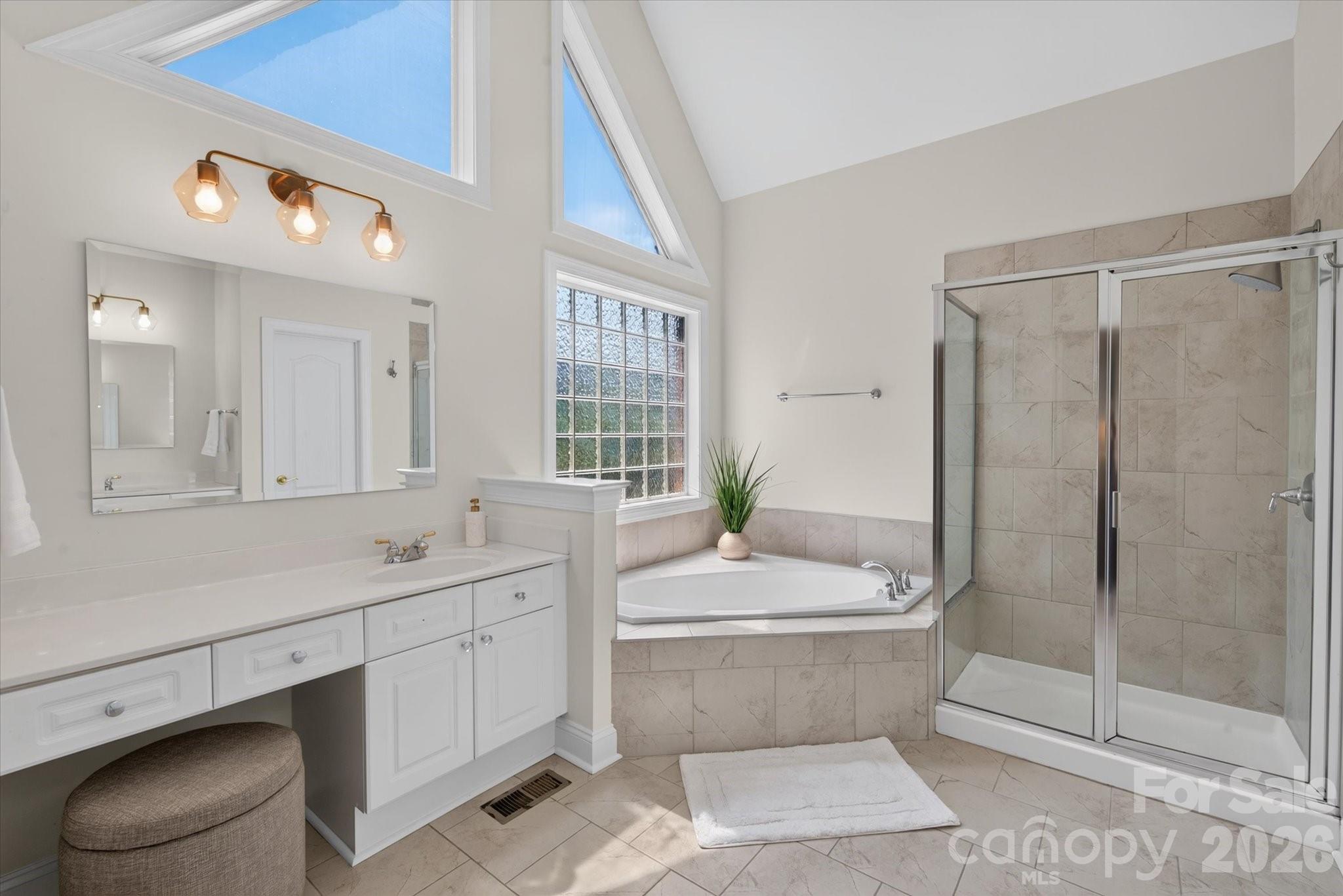 7102 Edenderry Drive — Charlotte